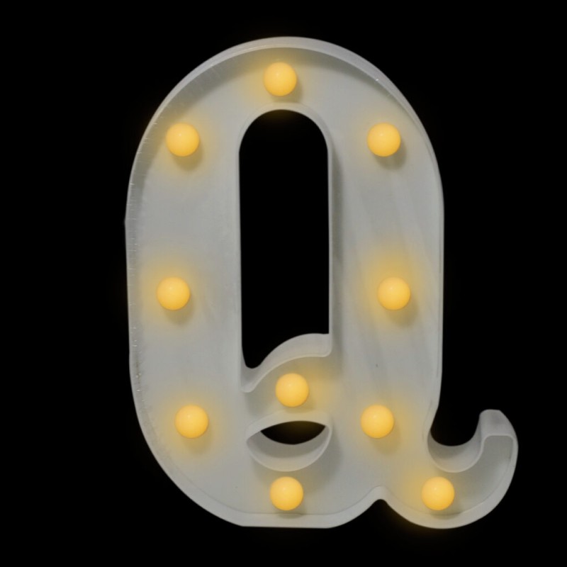 Letra con luces “Q”